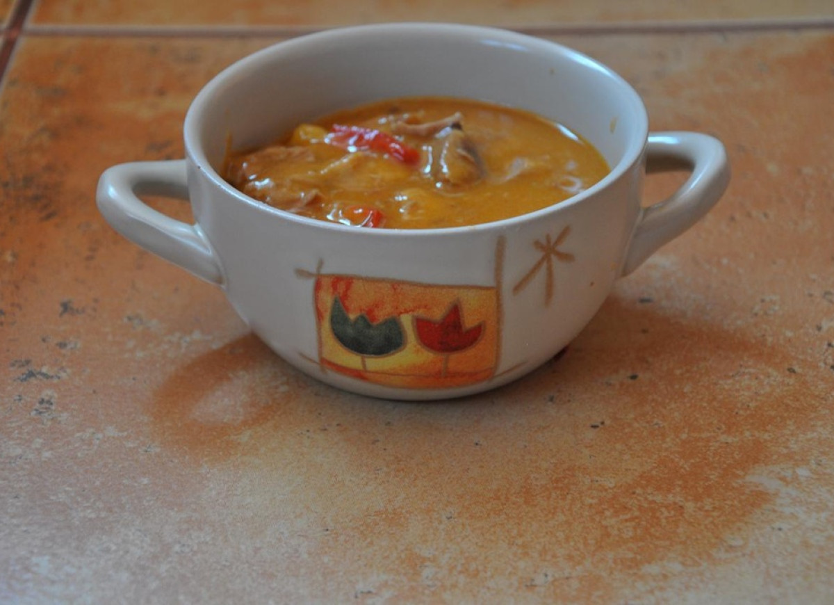 Bogracz z kluseczkami