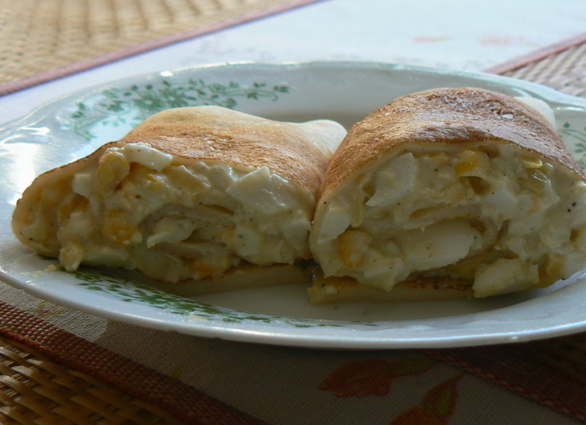 Naleśniki z farszem jajecznym