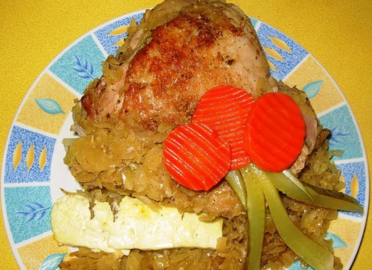 Udziec z indyka zapiekany w kapuście (MM)