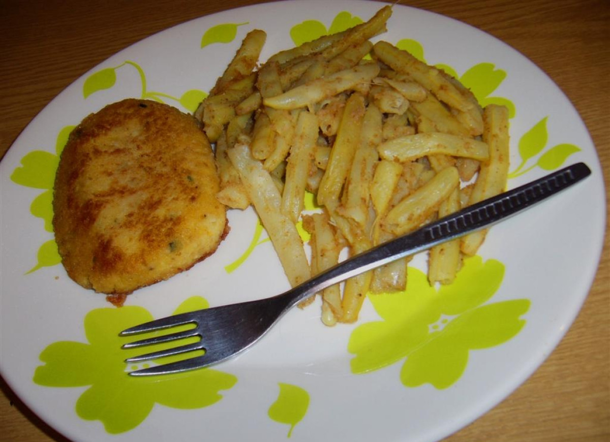 Kotlety z fasoli szparagowej i jajek