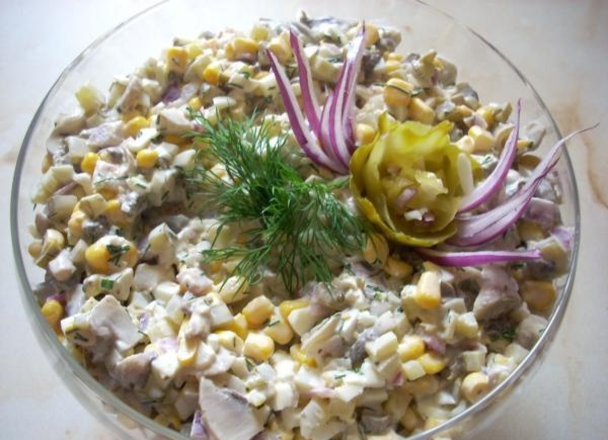 Sałatka pieczarkowa