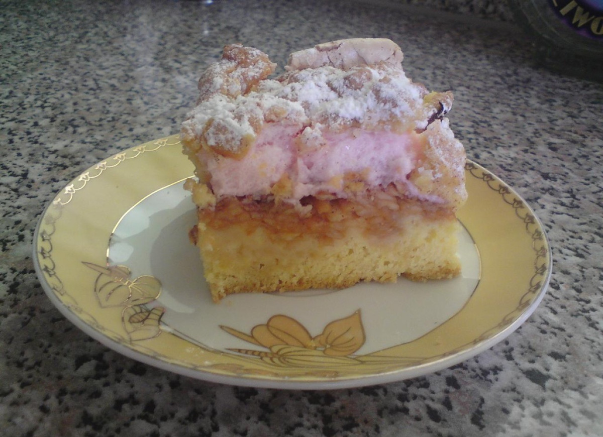 Placek z kisielem i jabłkami.