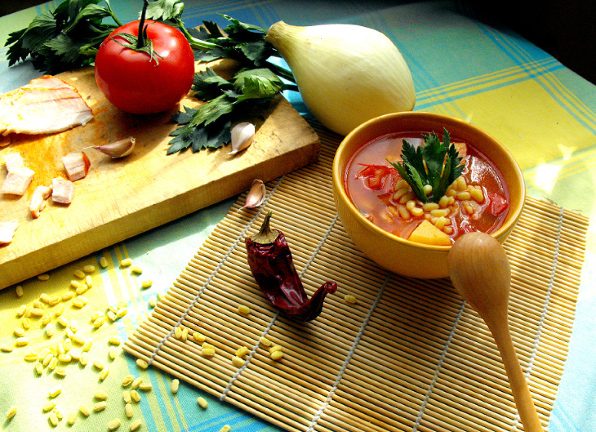 Węgierska zupa paprykowa