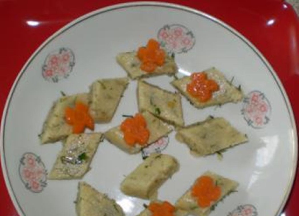 Kostka z kaszy manny do rosołu :