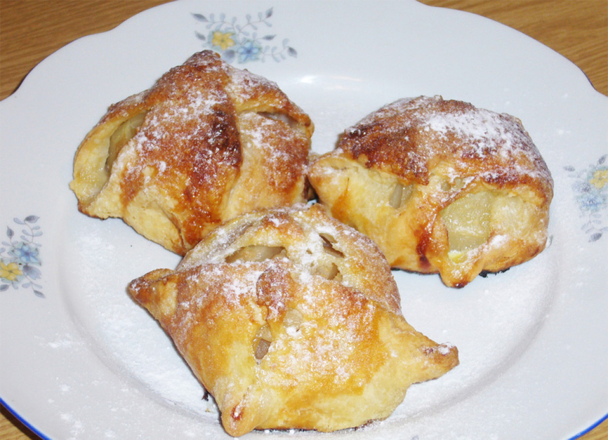 Ciastka francuskie z gruszką szybkie i smaczne