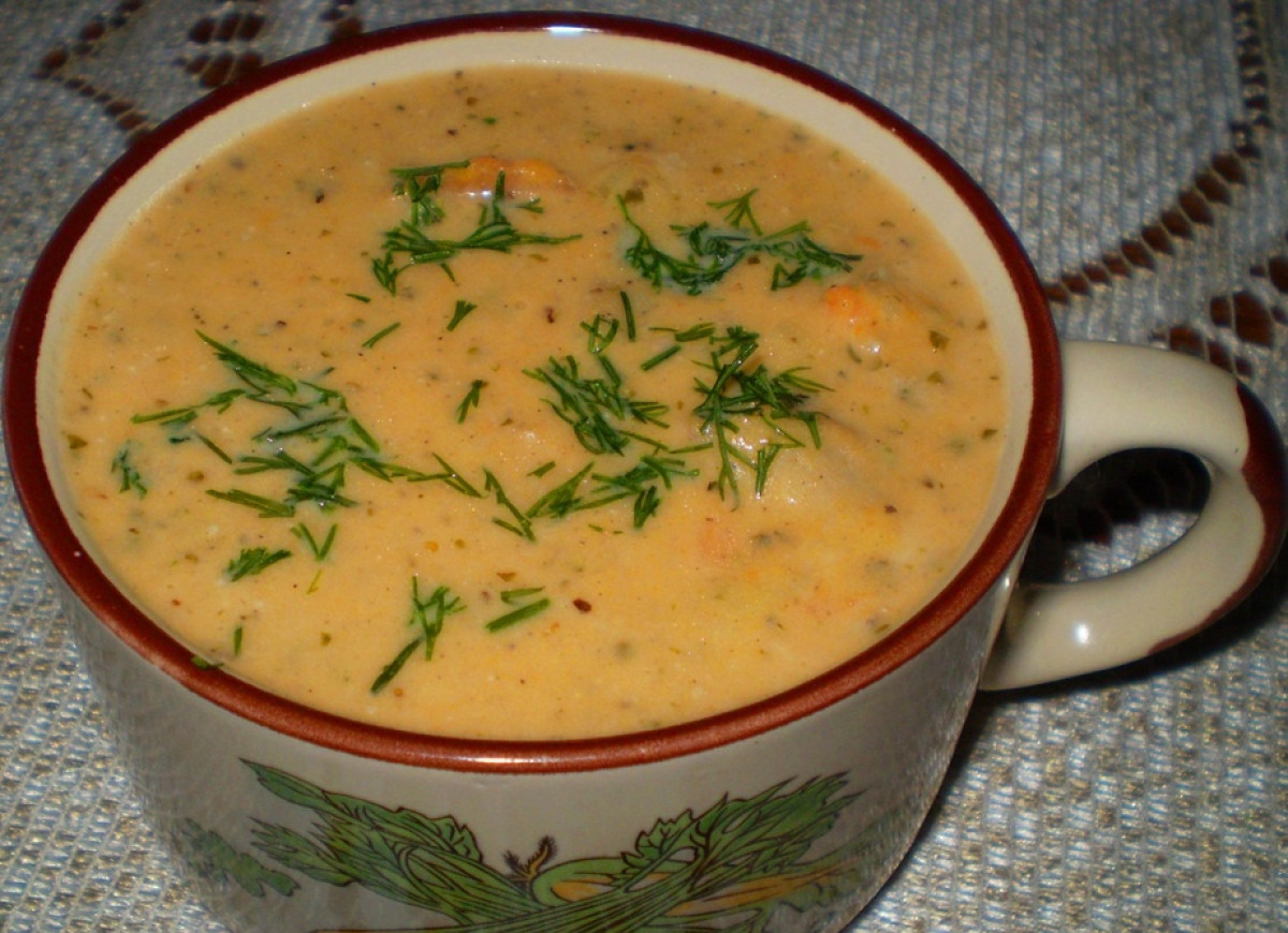 Zupa z żółtej brukwi :