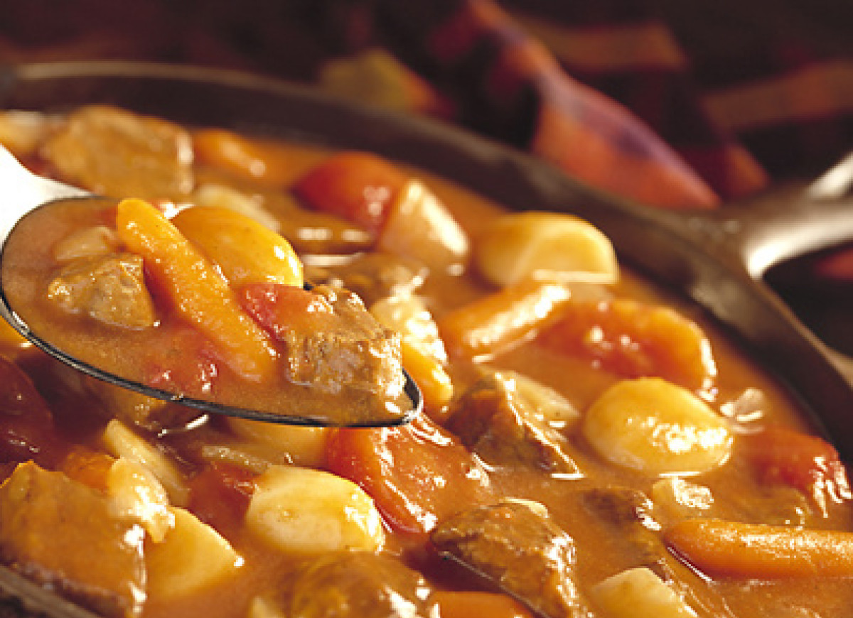 Tradycyjna irlandzka duszona potrawka z wolowiny