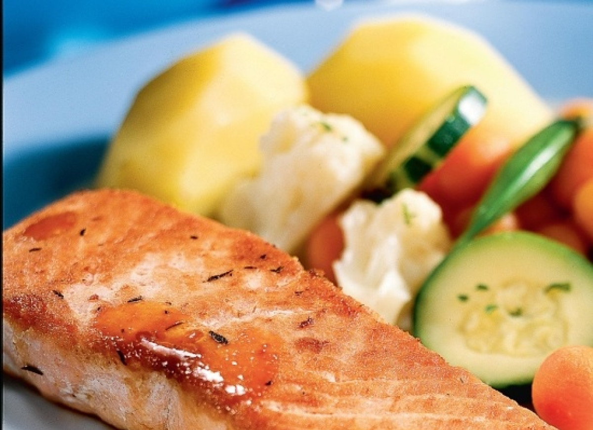 Łosoś marynowany w miodzie