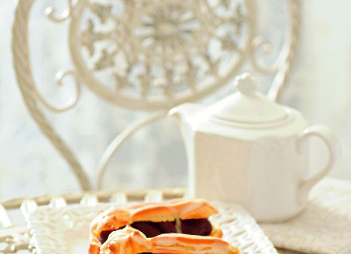 Eklery kawowe z polewą pomarańczową