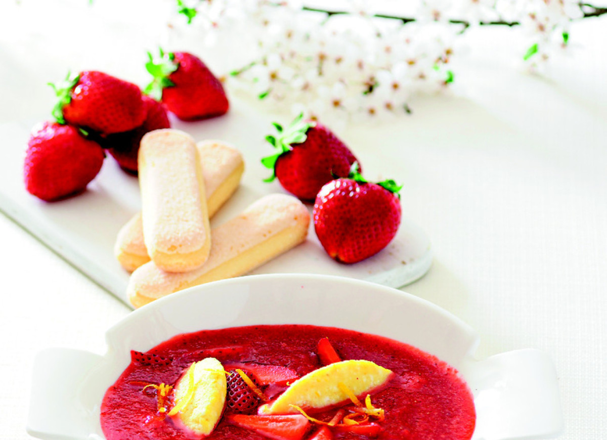 Zupa z pomarańczą i kluseczkami