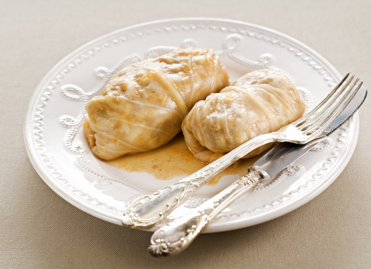 Gołąbki w sosie żurkowym