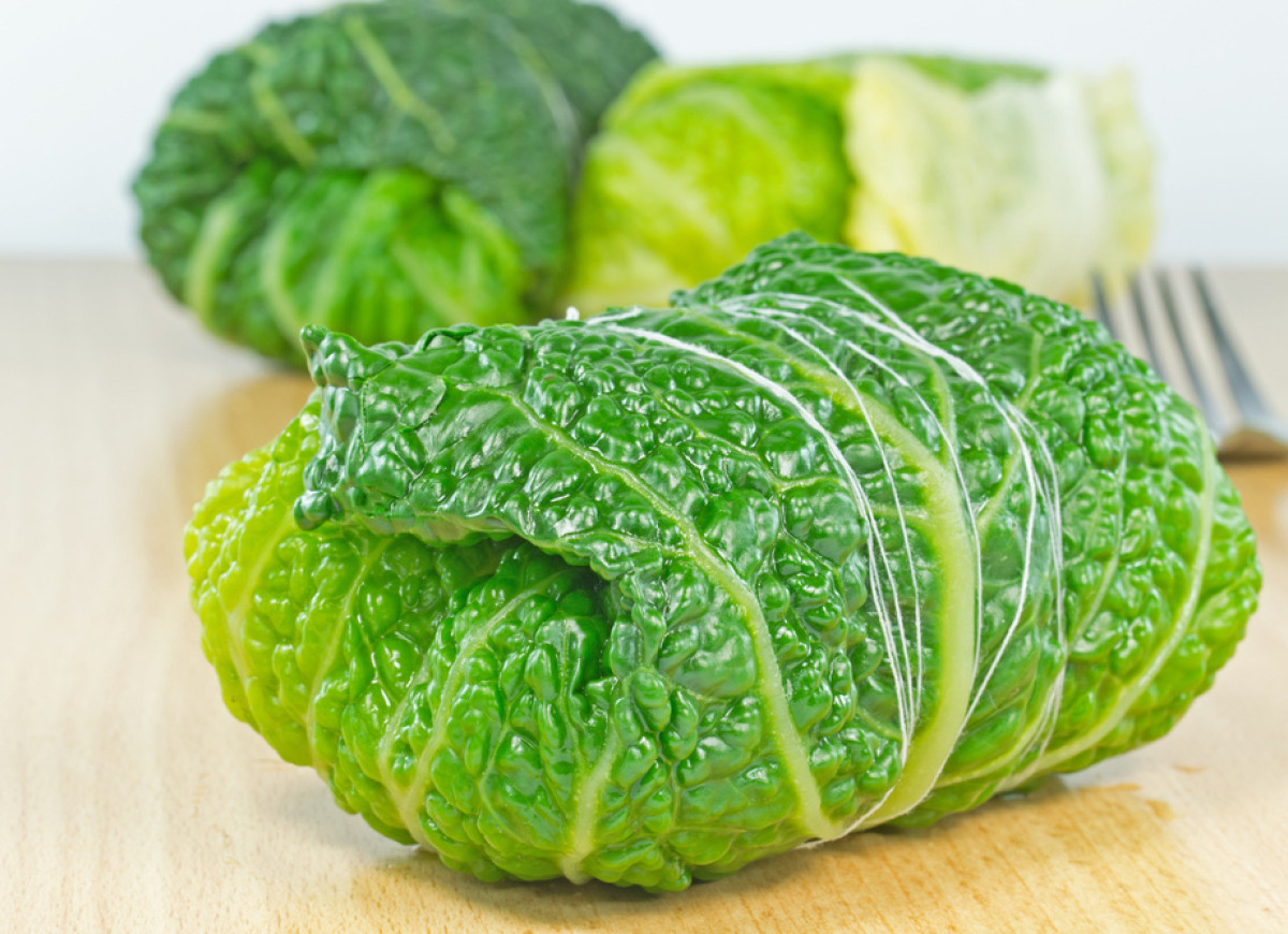 Sarmale – gołąbki z wieprzowiną i wędzoną słoniną