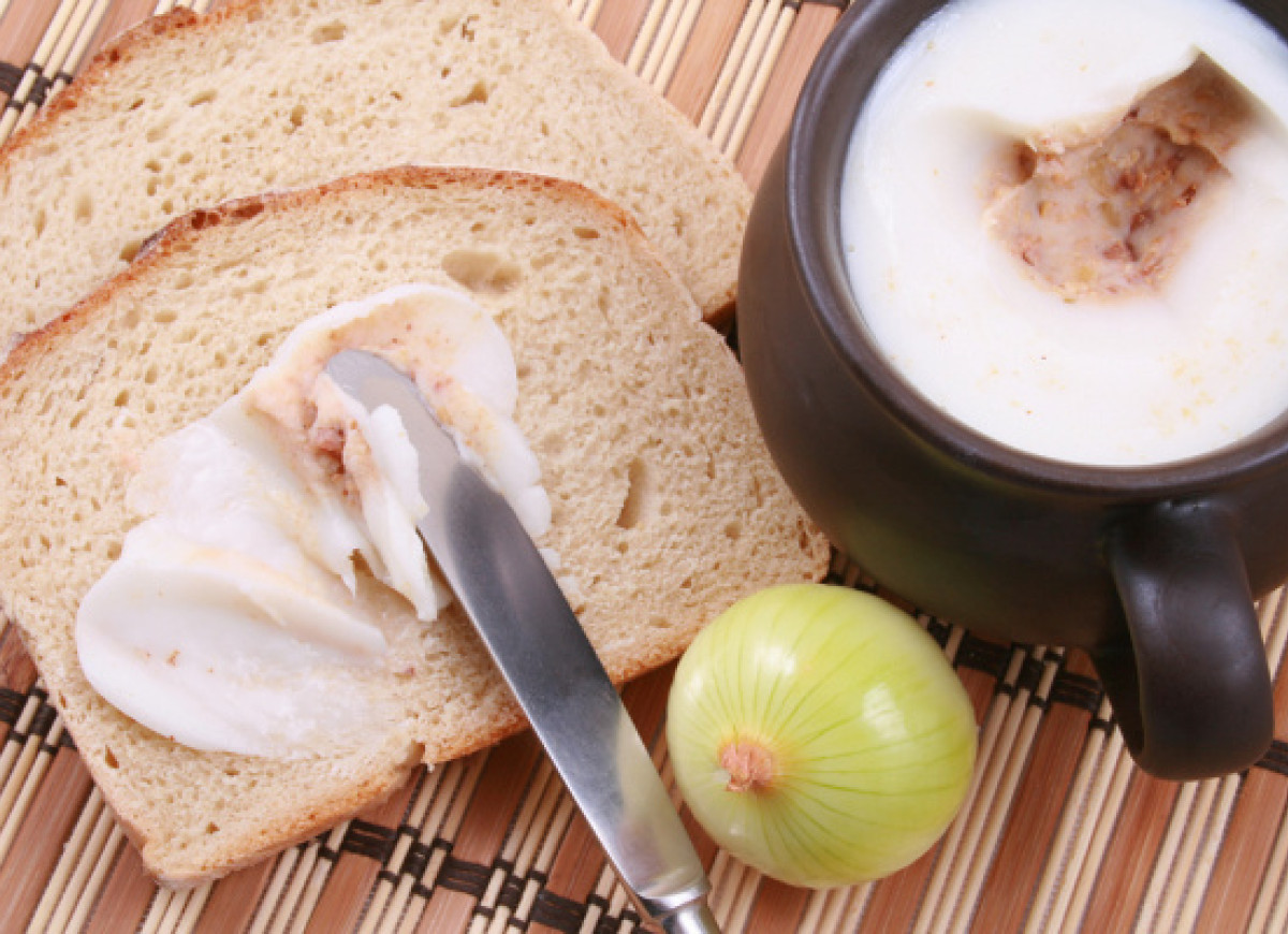 Smalec z cebulą i jabłkiem