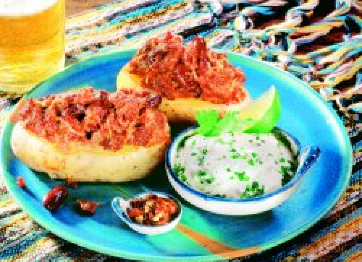 Ziemniaki zapiekane z mięsem i fasolą