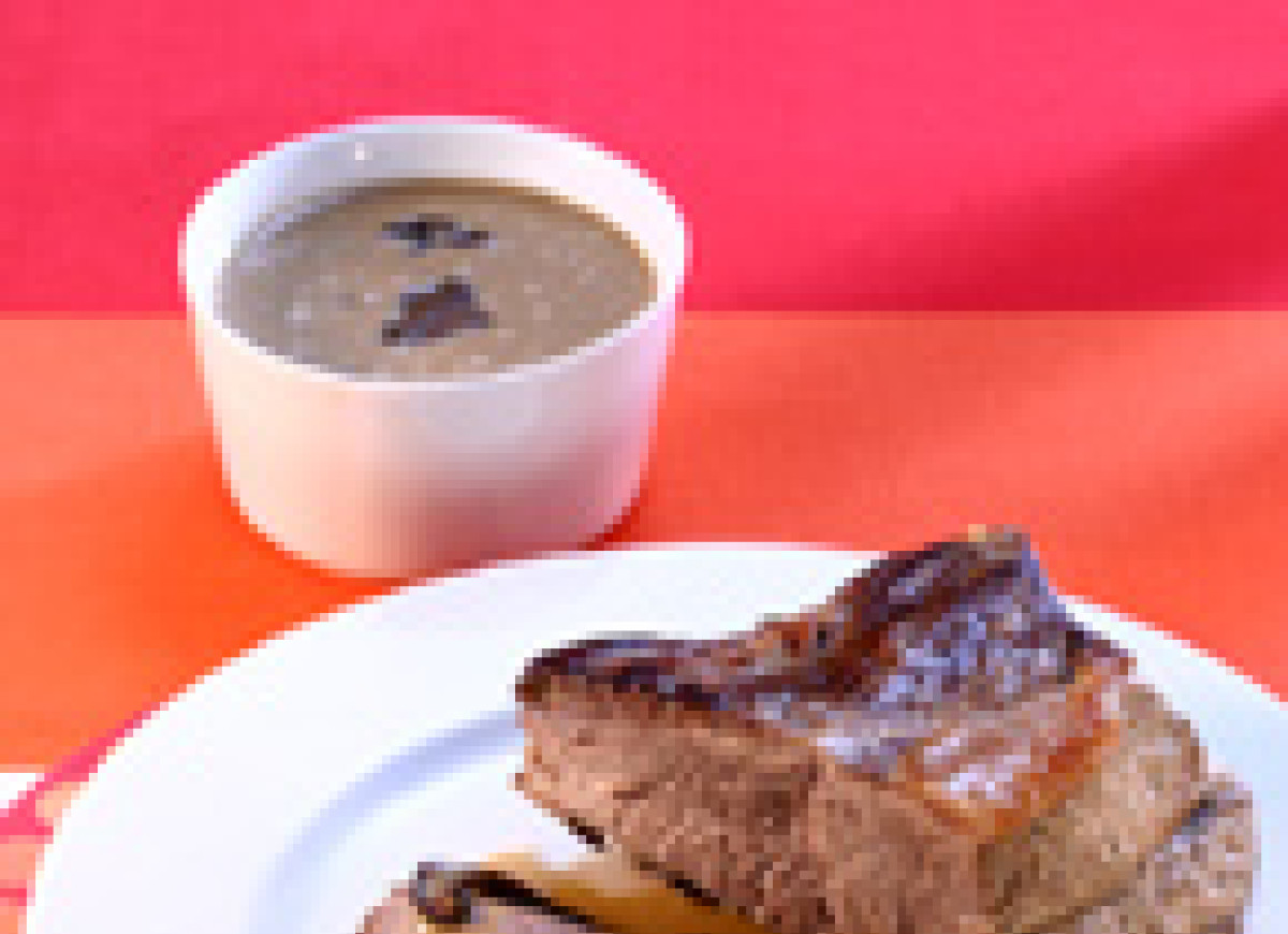 Pieczeń wołowa w sosie grzybowym