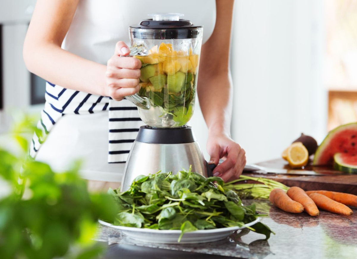 Blender kielichowy – szklany czy plastikowy?