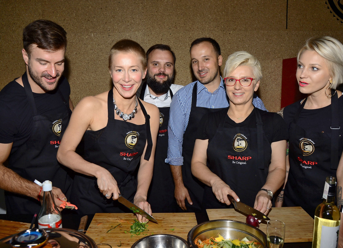 Gotowanie z marką Sharp