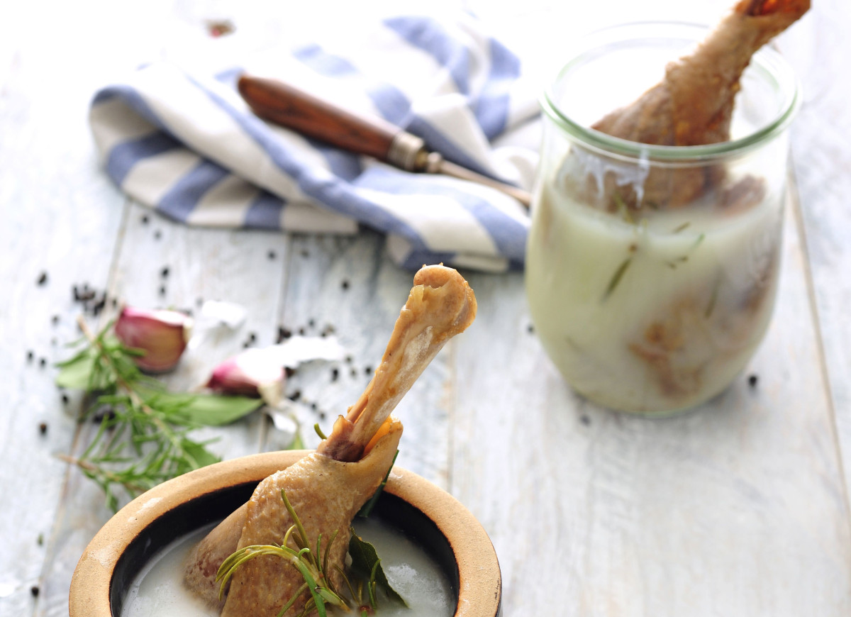 Konfitowanie to znana metoda konserwowania żywności