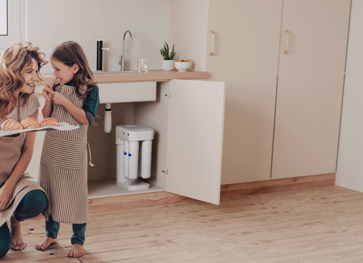 Jak schudnąć na wiosnę i pięknie wyglądać przy wielkanocnym stole?  Pić więcej czystej wody!