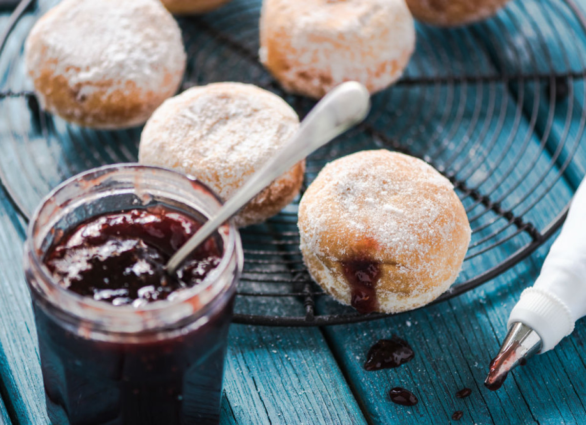 Nadziej usmażone pączki szprycą