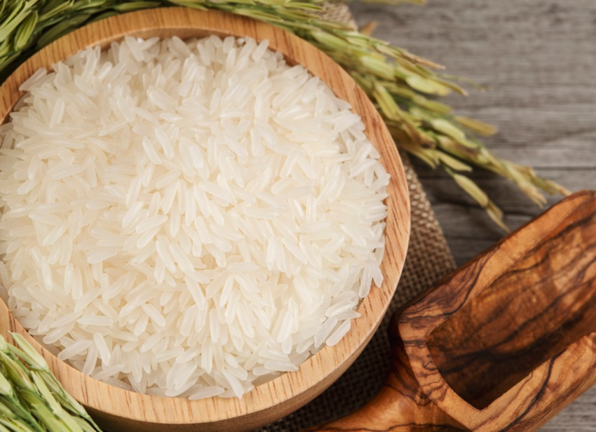 Ryż jaśminowy - poznaj aromatyczną odmianę ryżu! 3 proste przepisy na dania z ryżem jaśminowym.
