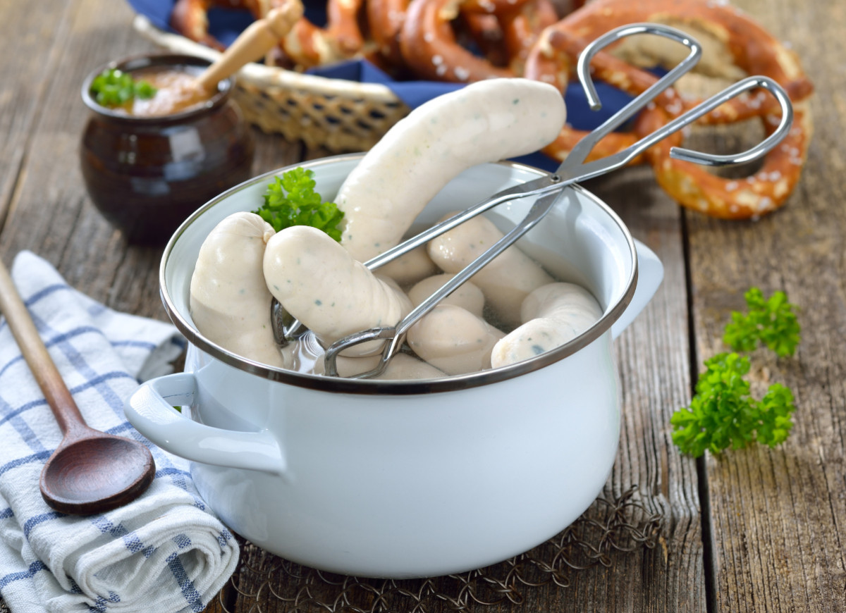 Jak ugotować białą kiełbasę?