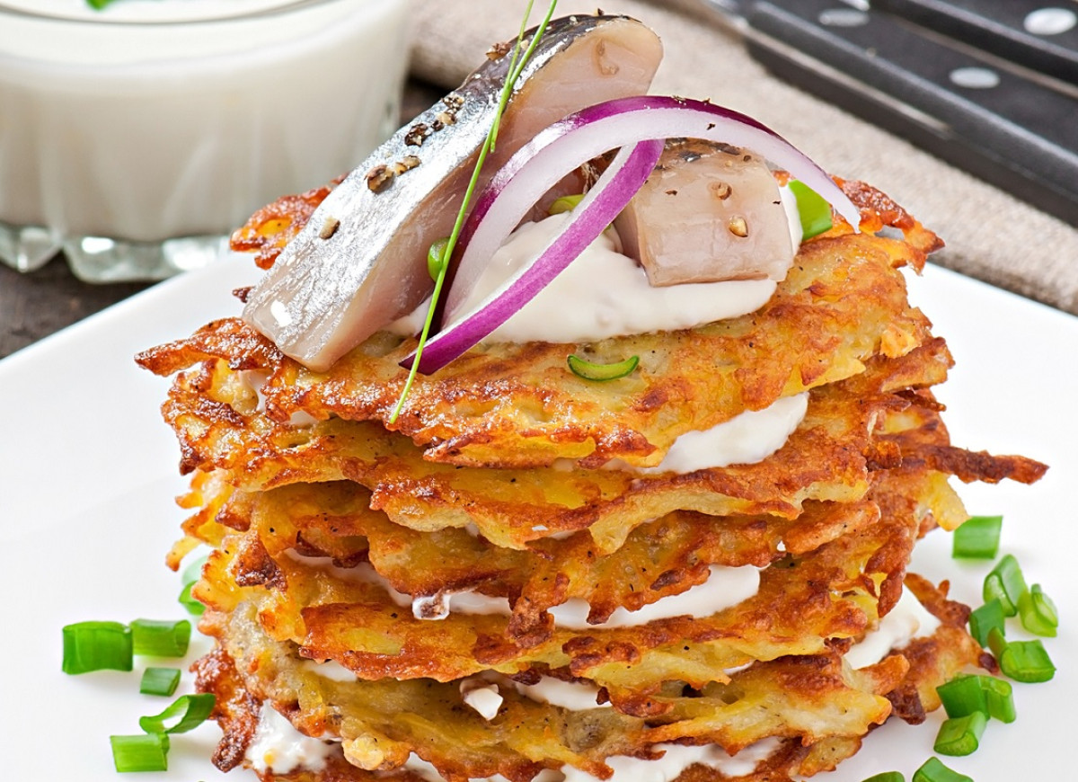 placki ziemniaczane ze śledziem