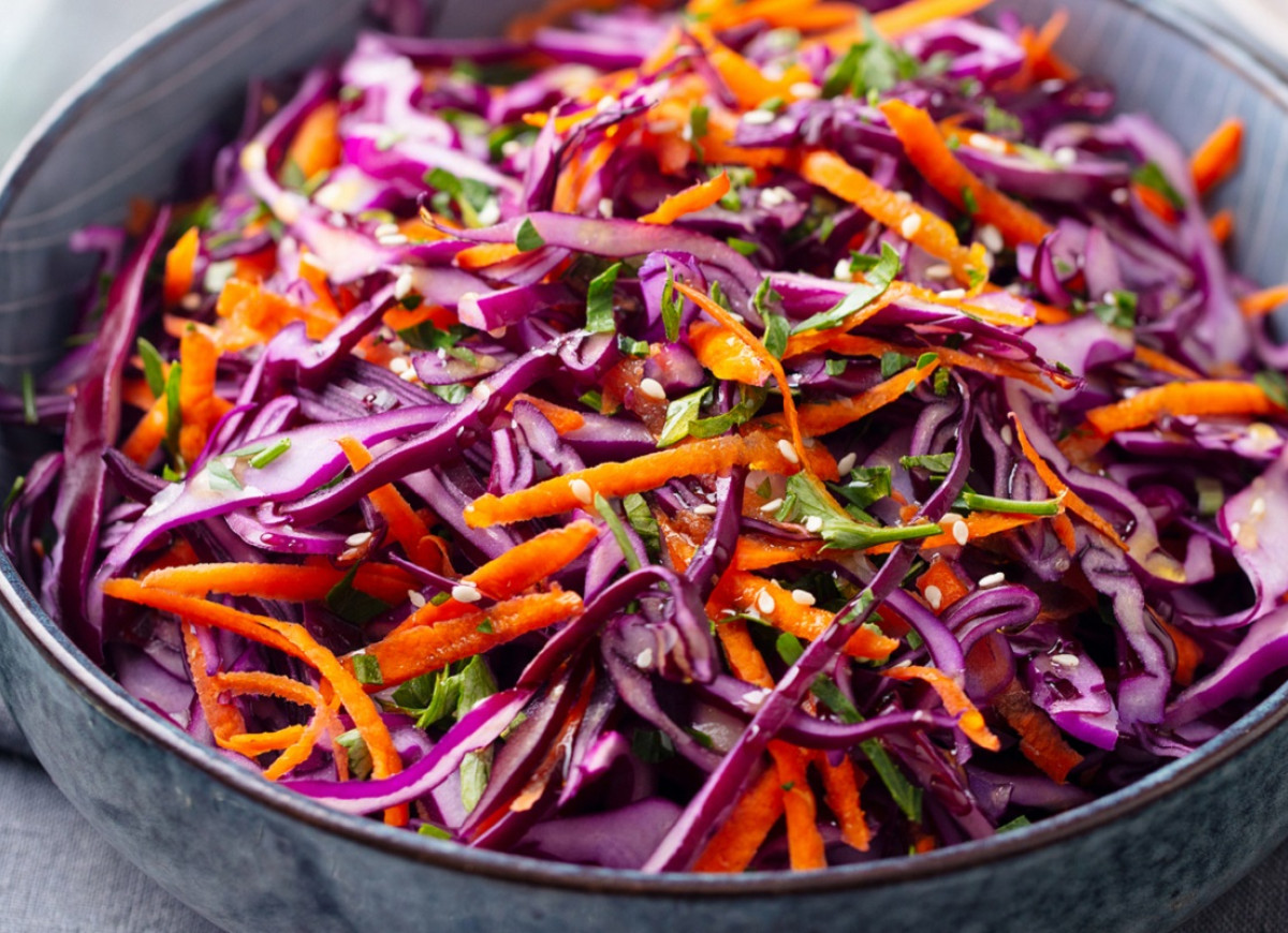 surówka z czerwonej kapusty