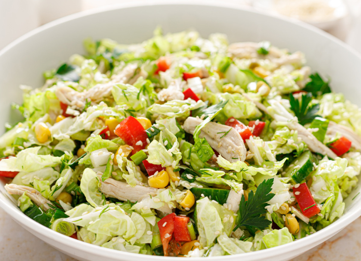 surówka z kapusty pekińskiej