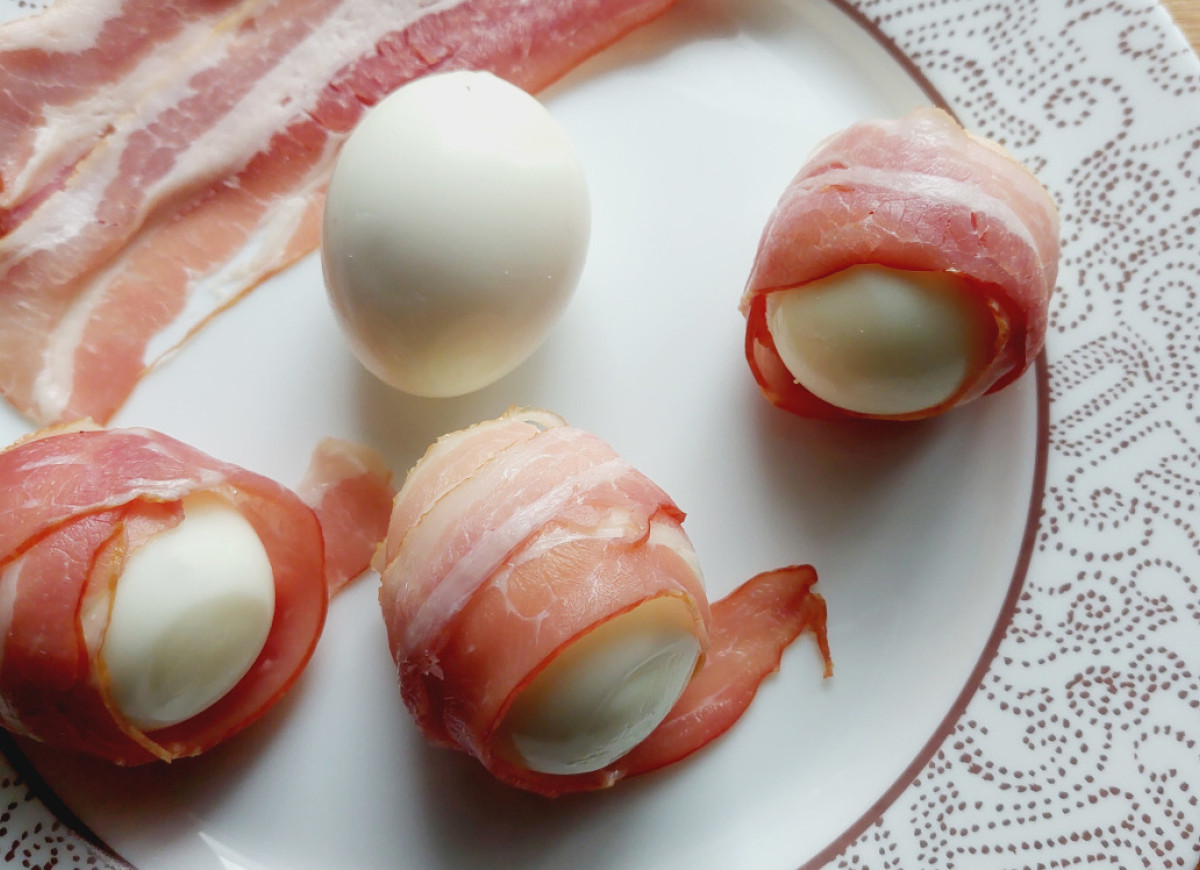 jajka w bekonie