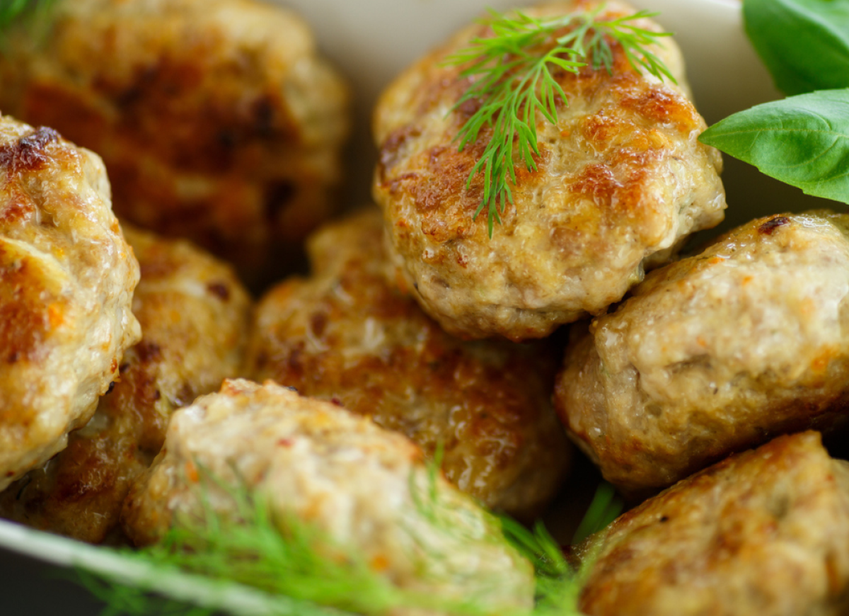 Kotlety mielone z chałką