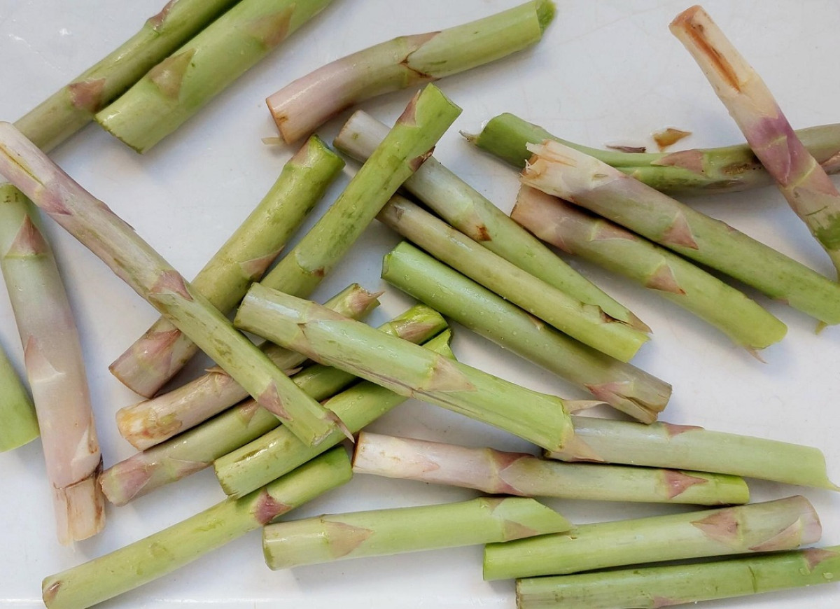 końcówki szparagów