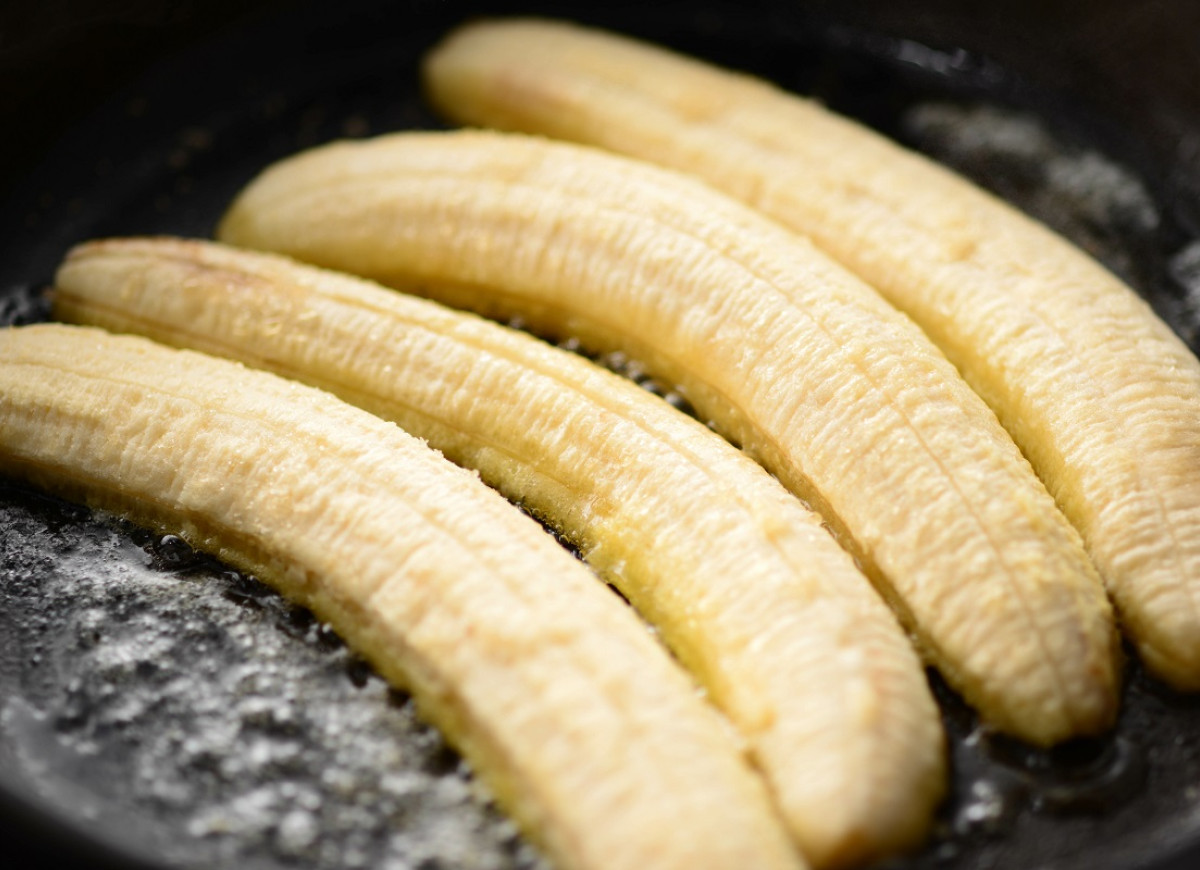 banany na patelni