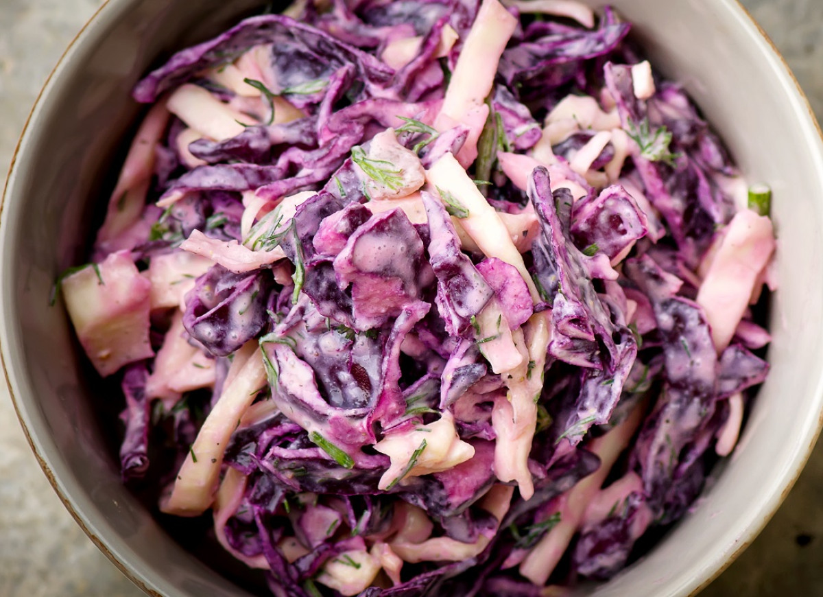 surówka z czerwonej kapusty