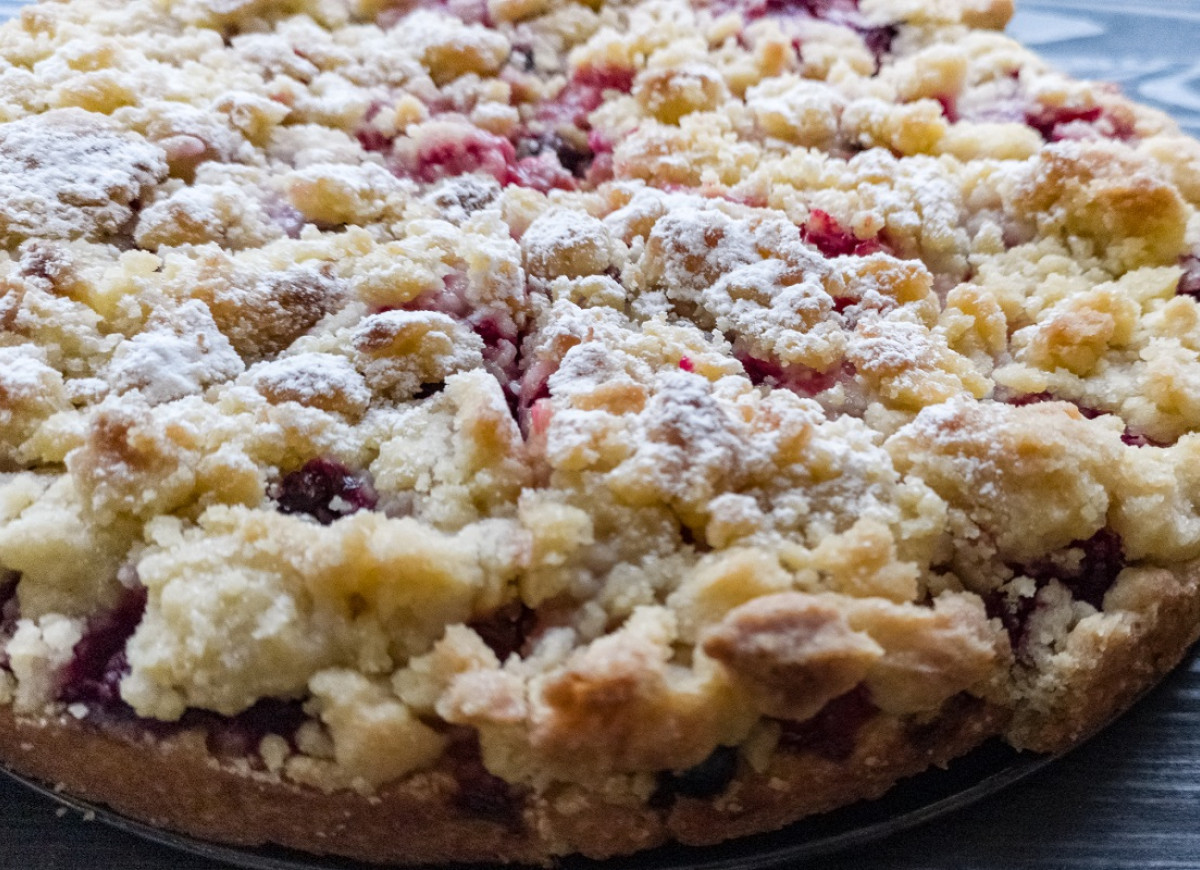 ciasto ze śliwkami pod kruszonką