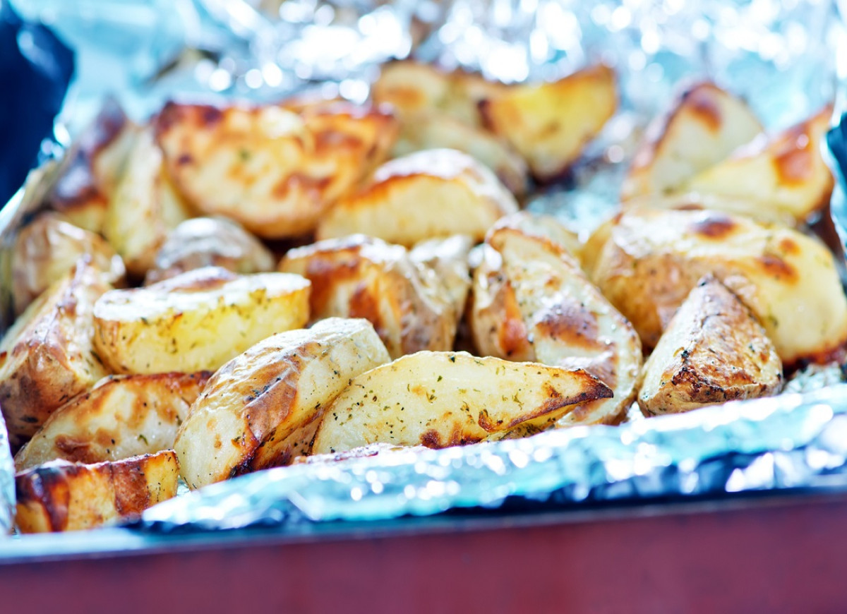 pieczone ziemniaki z dodatkiem