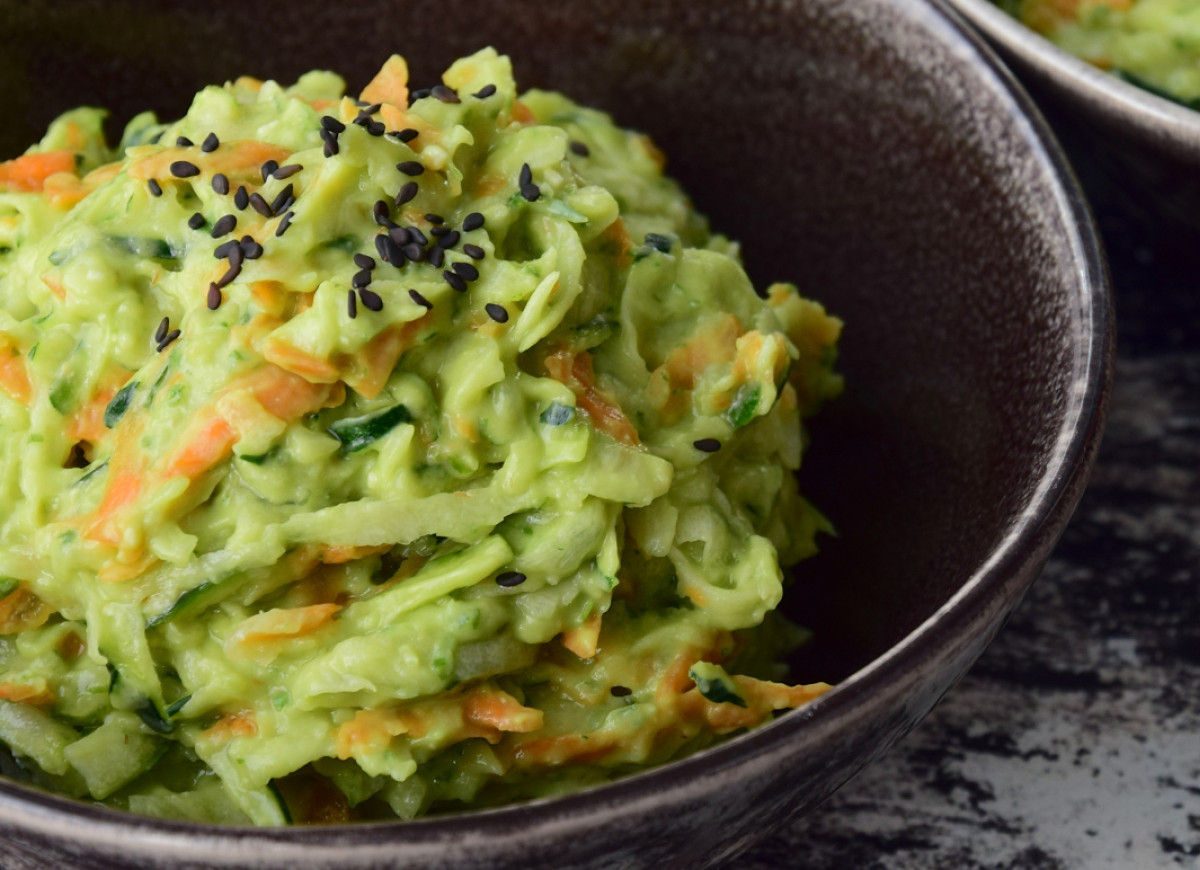guacamole z cukinią