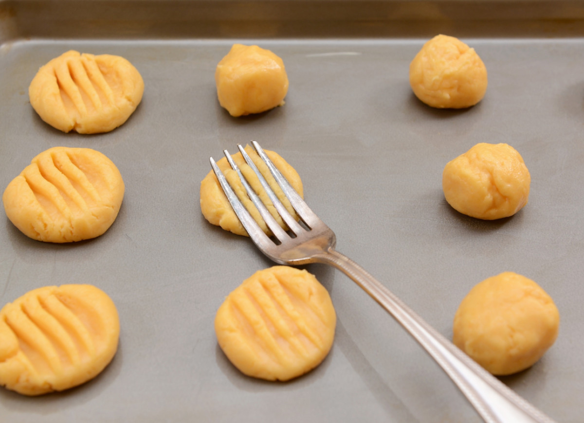 Kruche ciasteczka z mlekiem skondenowanym