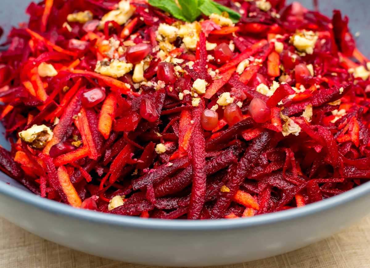 Surówka z kiszonych buraków