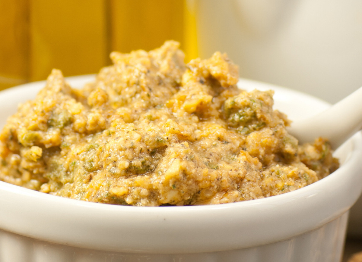 Pasta z orzechów włoskich