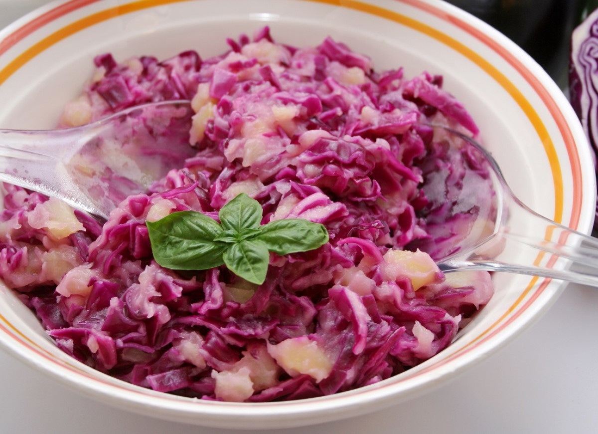 surówka z czerwonej kapusty