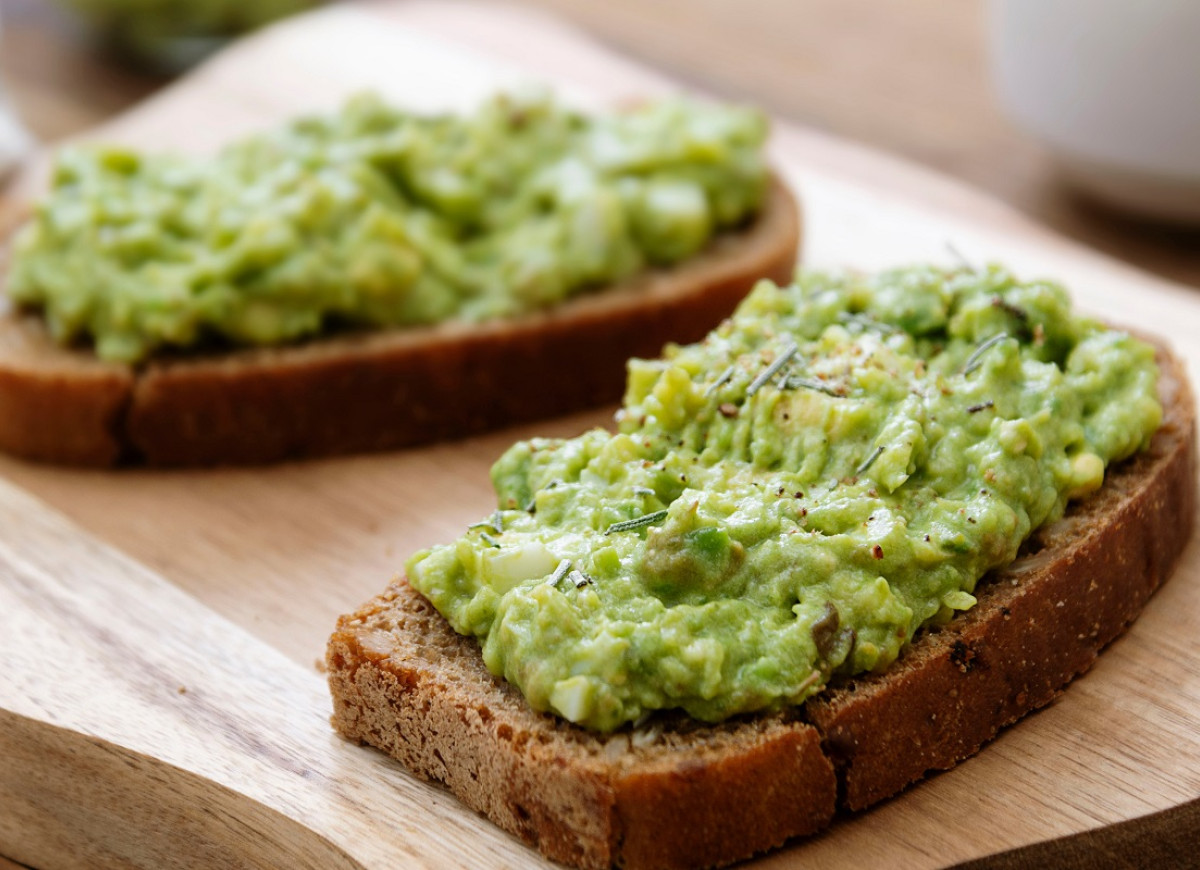 pasta z awokado i serka wiejskiego