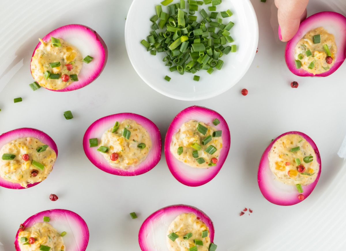 jajka w różowej otoczce