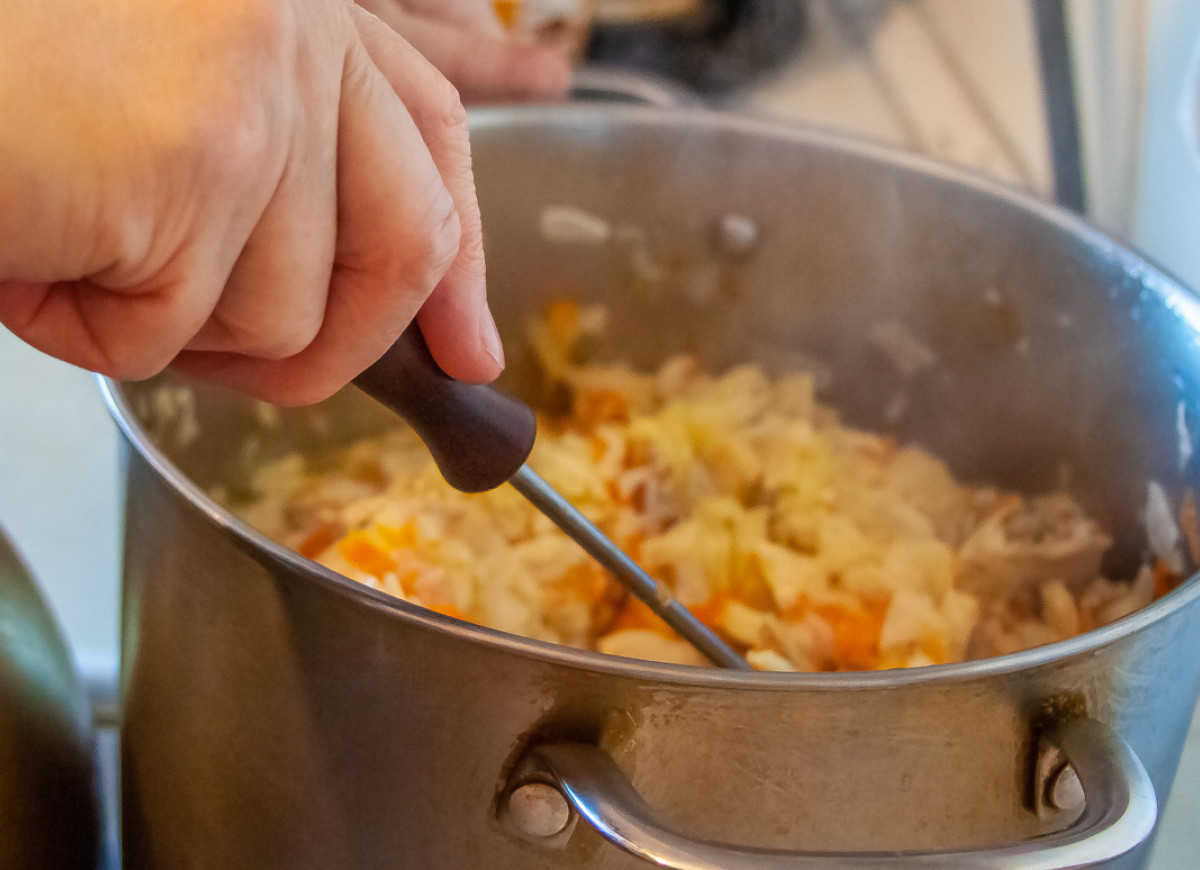 młoda kapusta z kopytkami