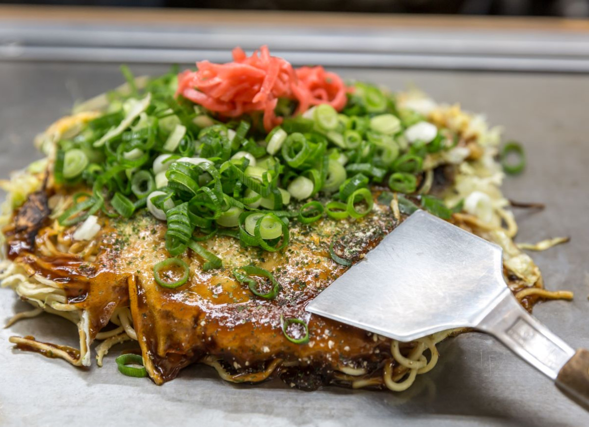 placki z młodej kapusty okonomiyaki