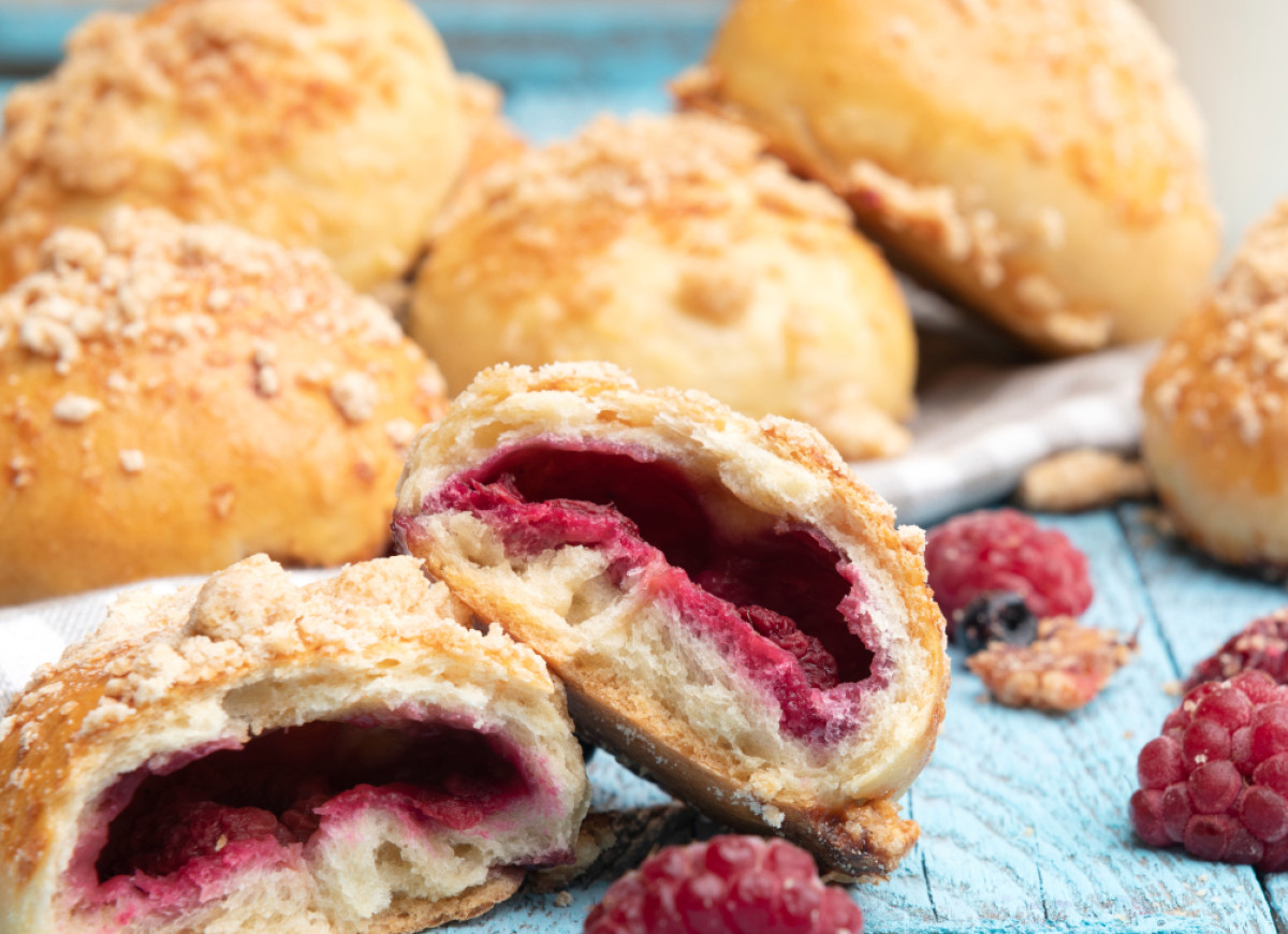 drożdżówki z owocami