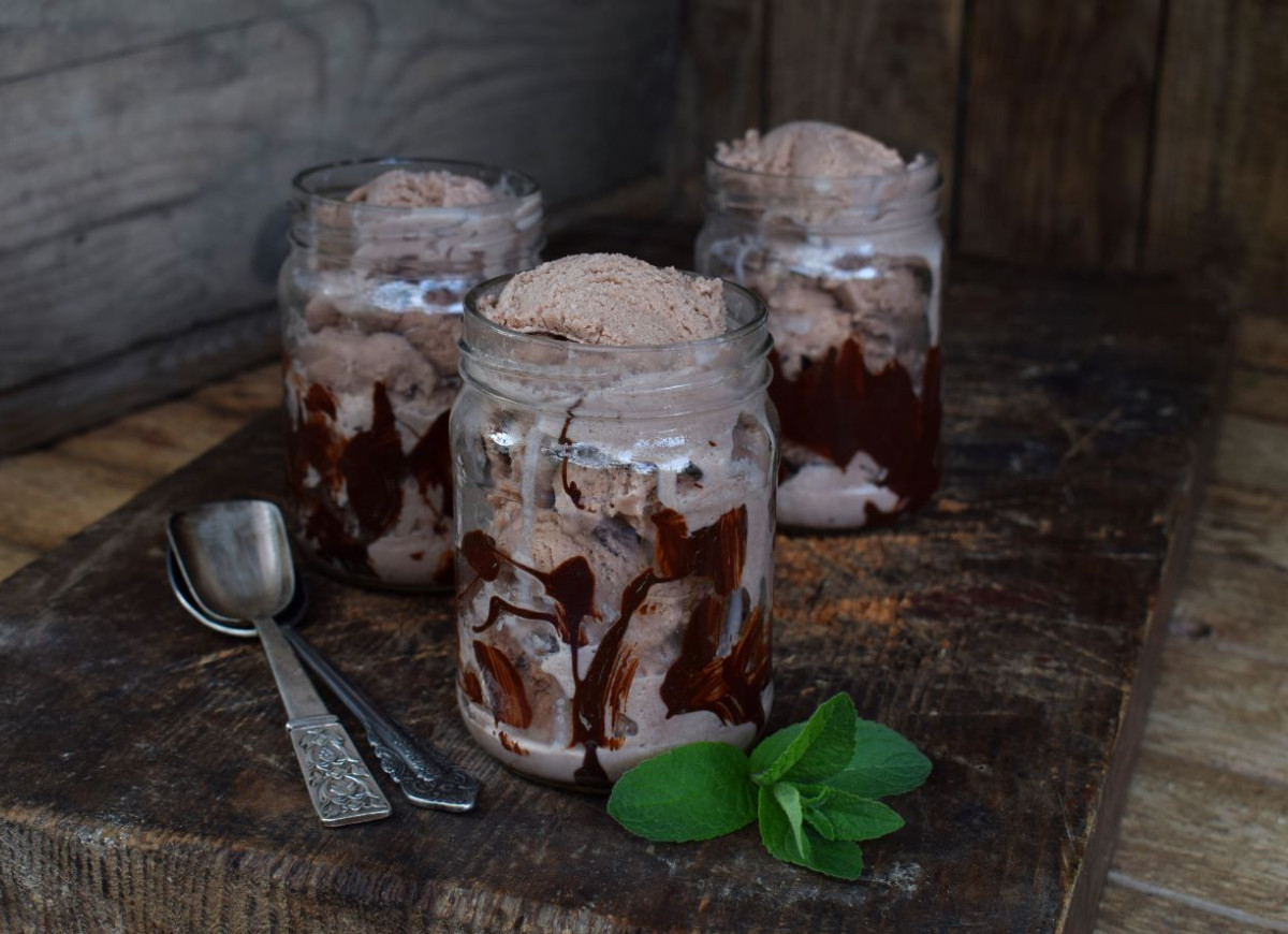 lody z resztek kremu czekoladowego