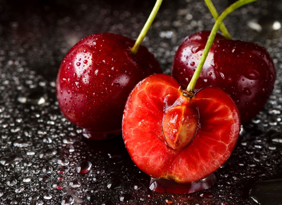 robaki w czereśniach