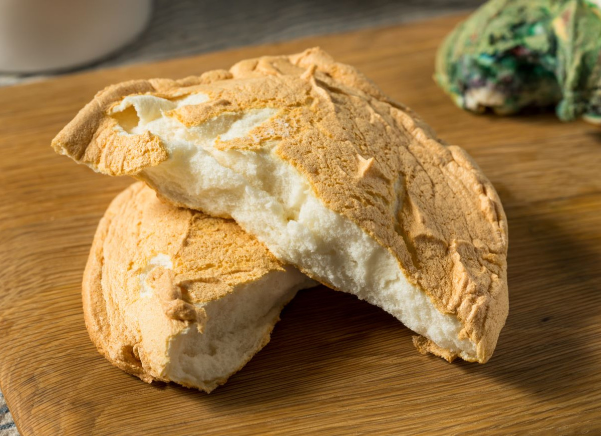 białkowy chleb z serka wiejskiego
