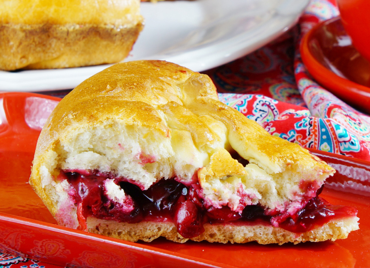 jogurtowe ciasto z wiśniami